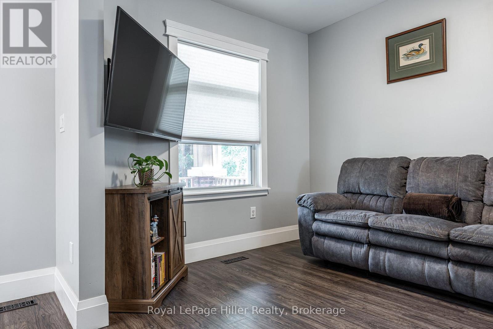 52 TRINITY STREET - Image 5