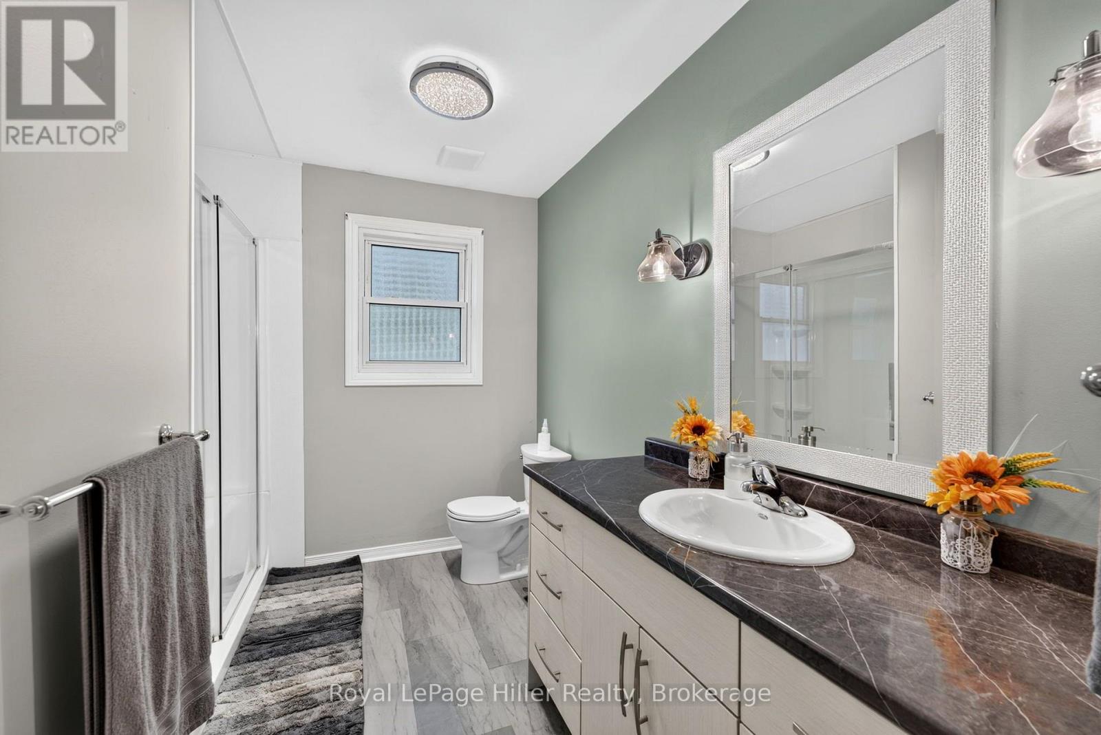 220 GREENWOOD DRIVE - 21