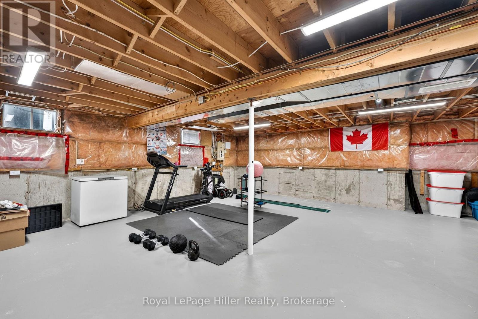 220 GREENWOOD DRIVE - 27