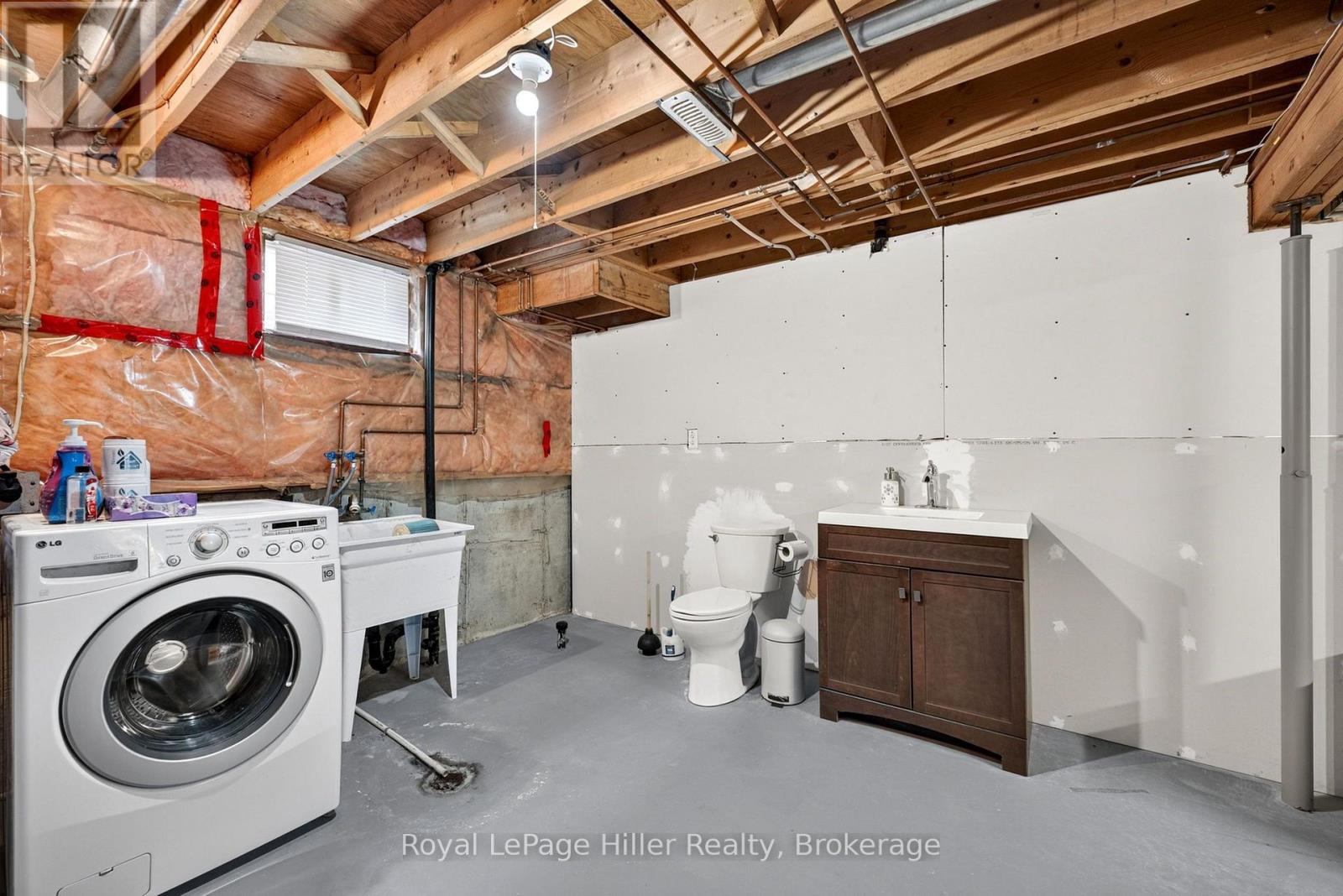 220 GREENWOOD DRIVE - Image 32