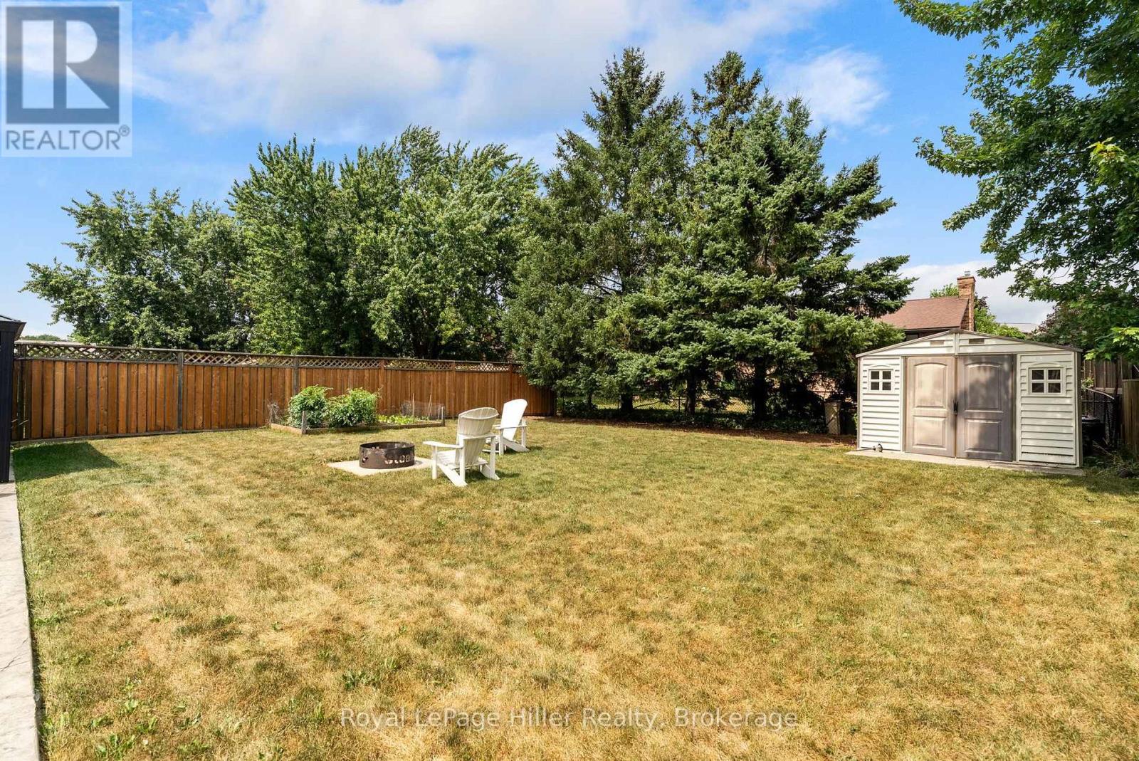 220 GREENWOOD DRIVE - 36