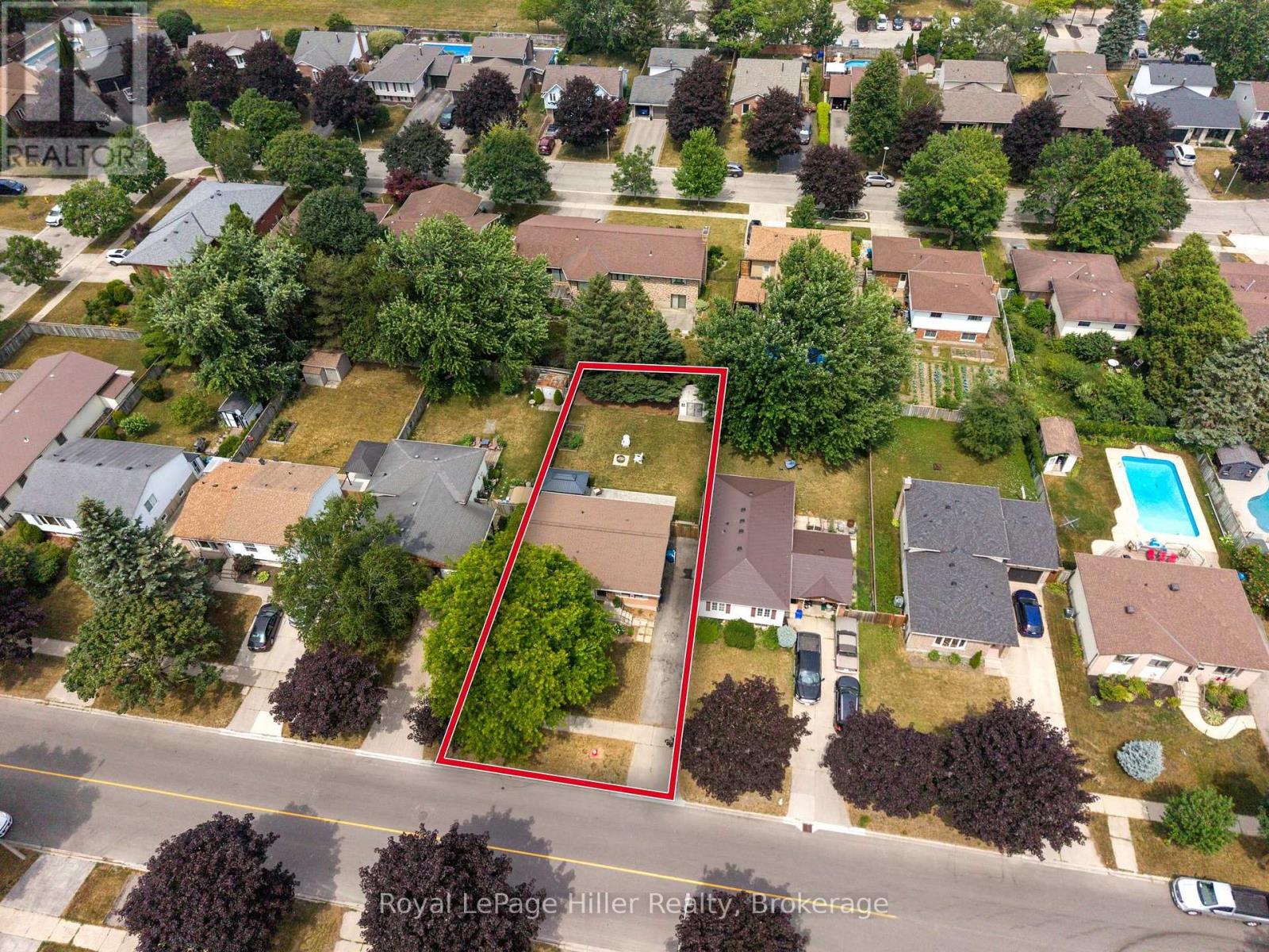220 GREENWOOD DRIVE - 40