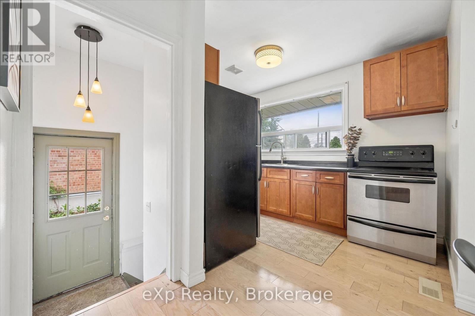 79 DUMBARTON STREET - 11