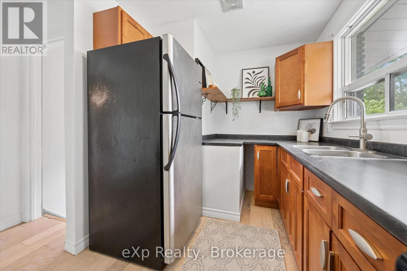 79 DUMBARTON STREET - 13