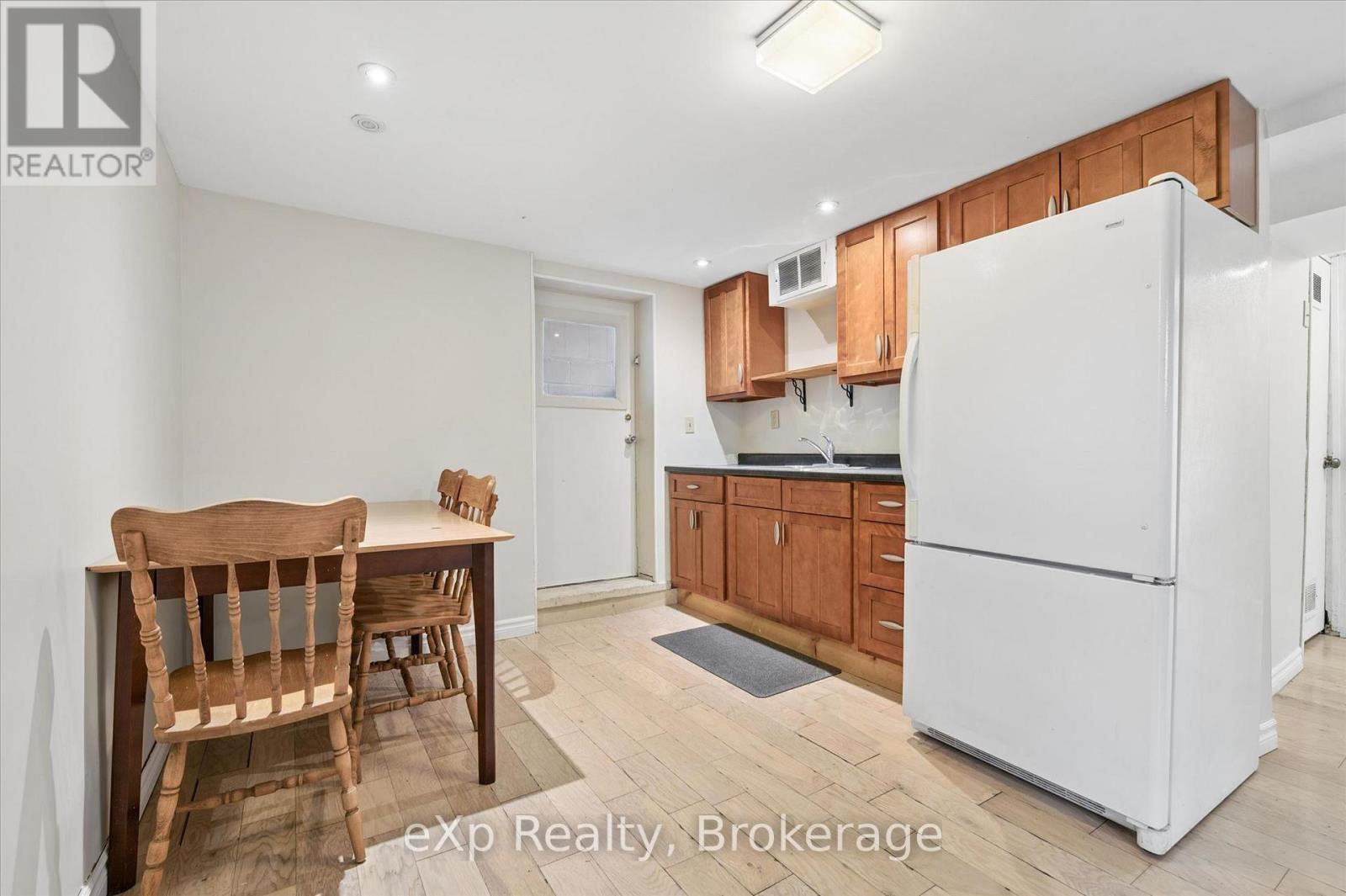 79 DUMBARTON STREET - 26