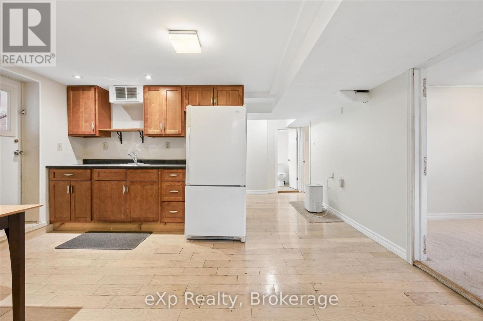 79 DUMBARTON STREET - 27