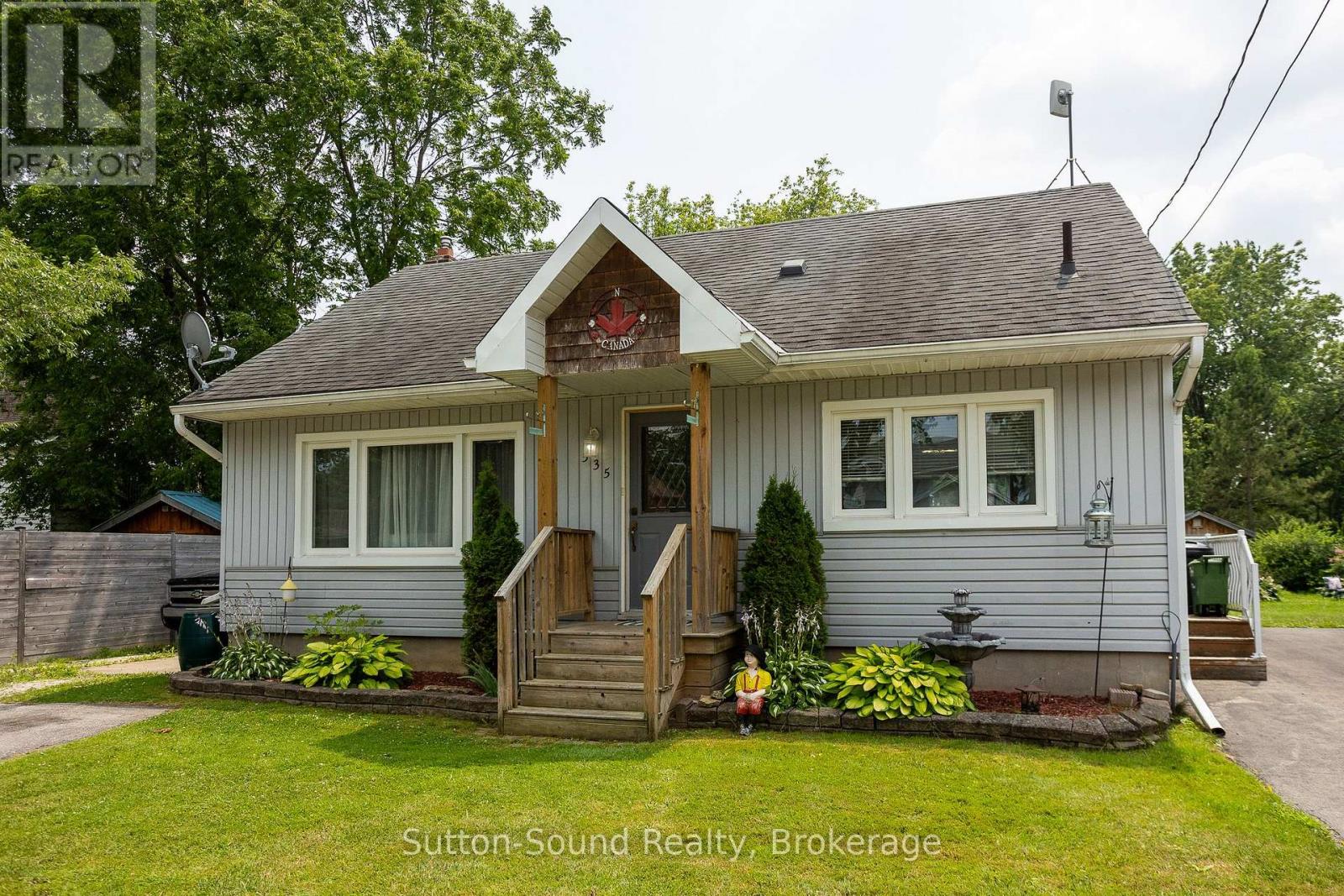 535 9TH STREET W - 1