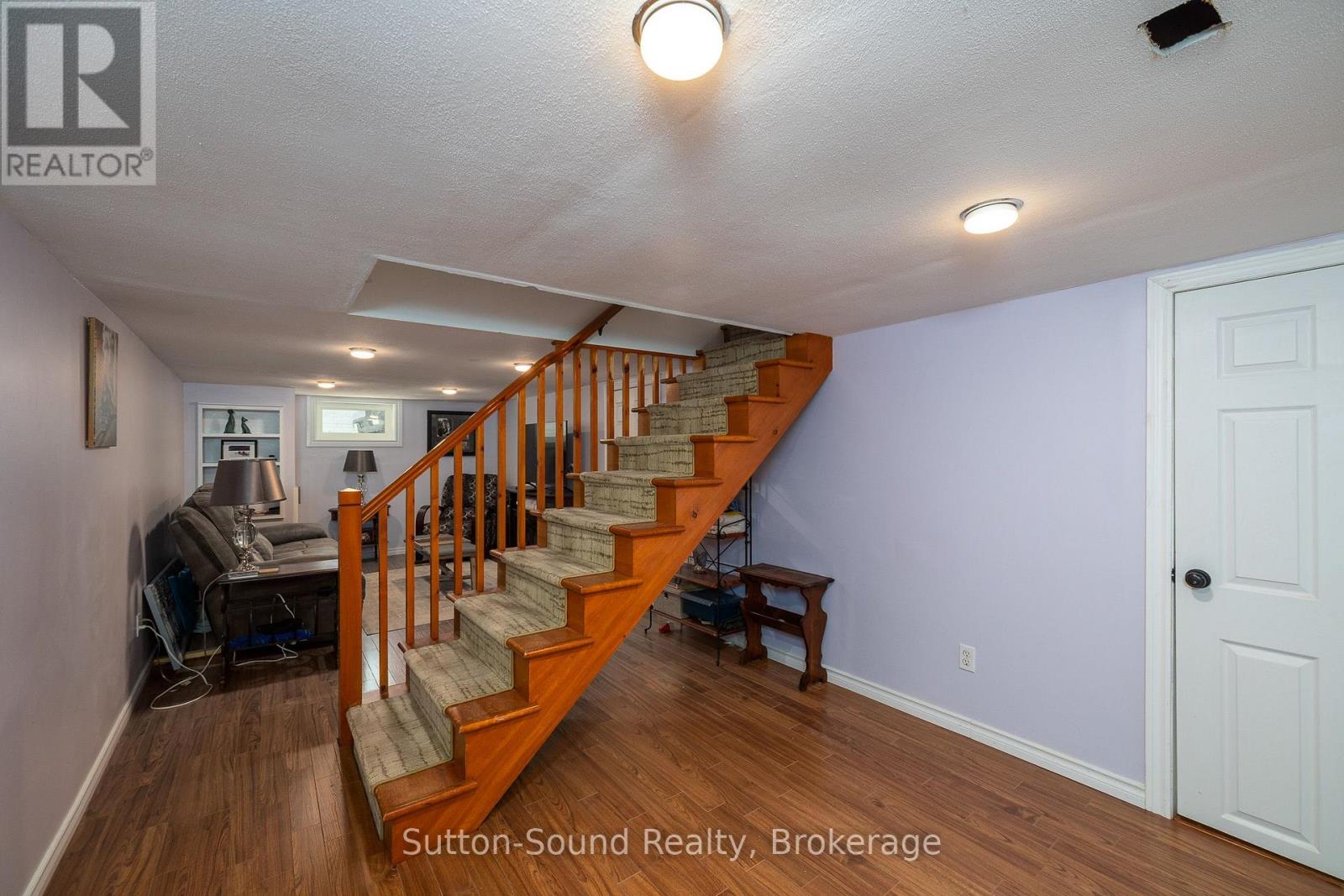 535 9TH STREET W - Image 24