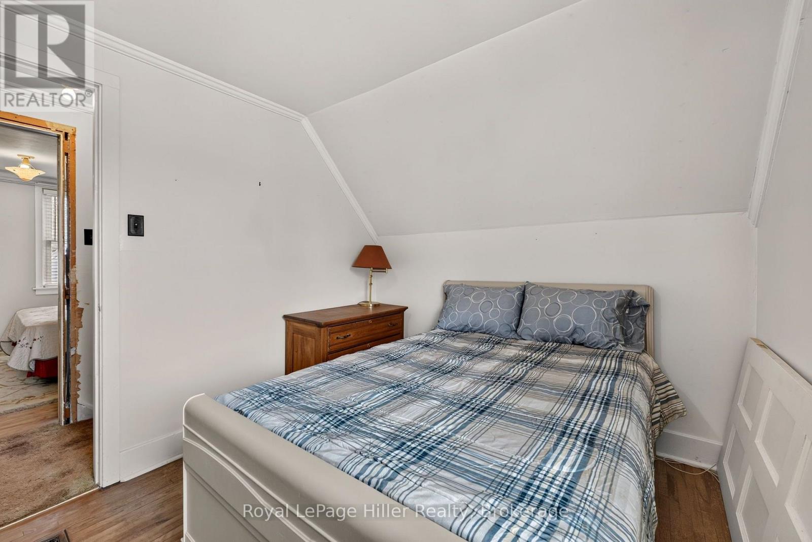 2 SOMERSET STREET - Image 22