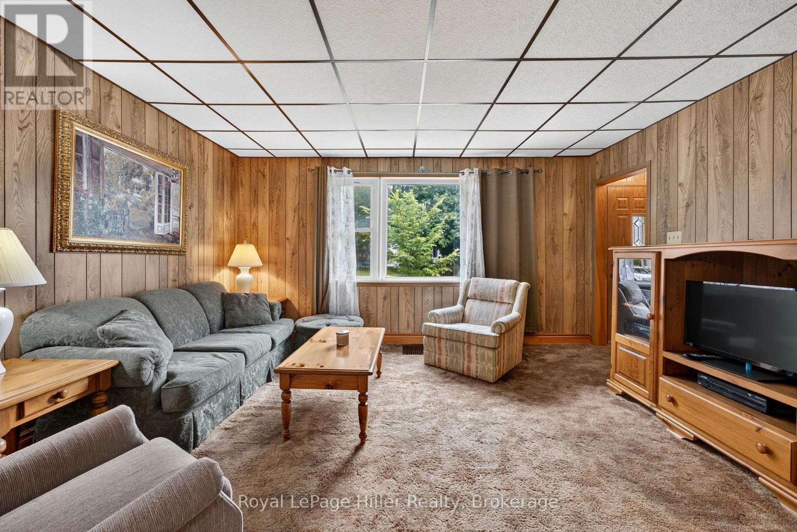 2 SOMERSET STREET - Image 9