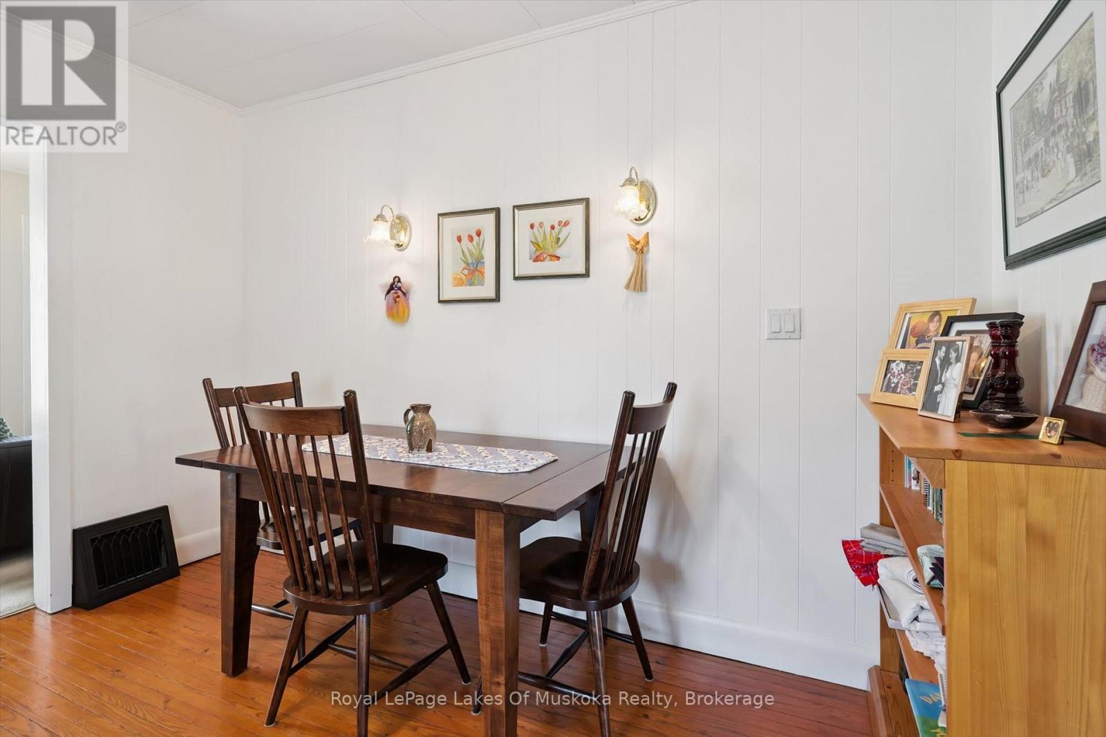 190 WINEWOOD AVENUE W - 14