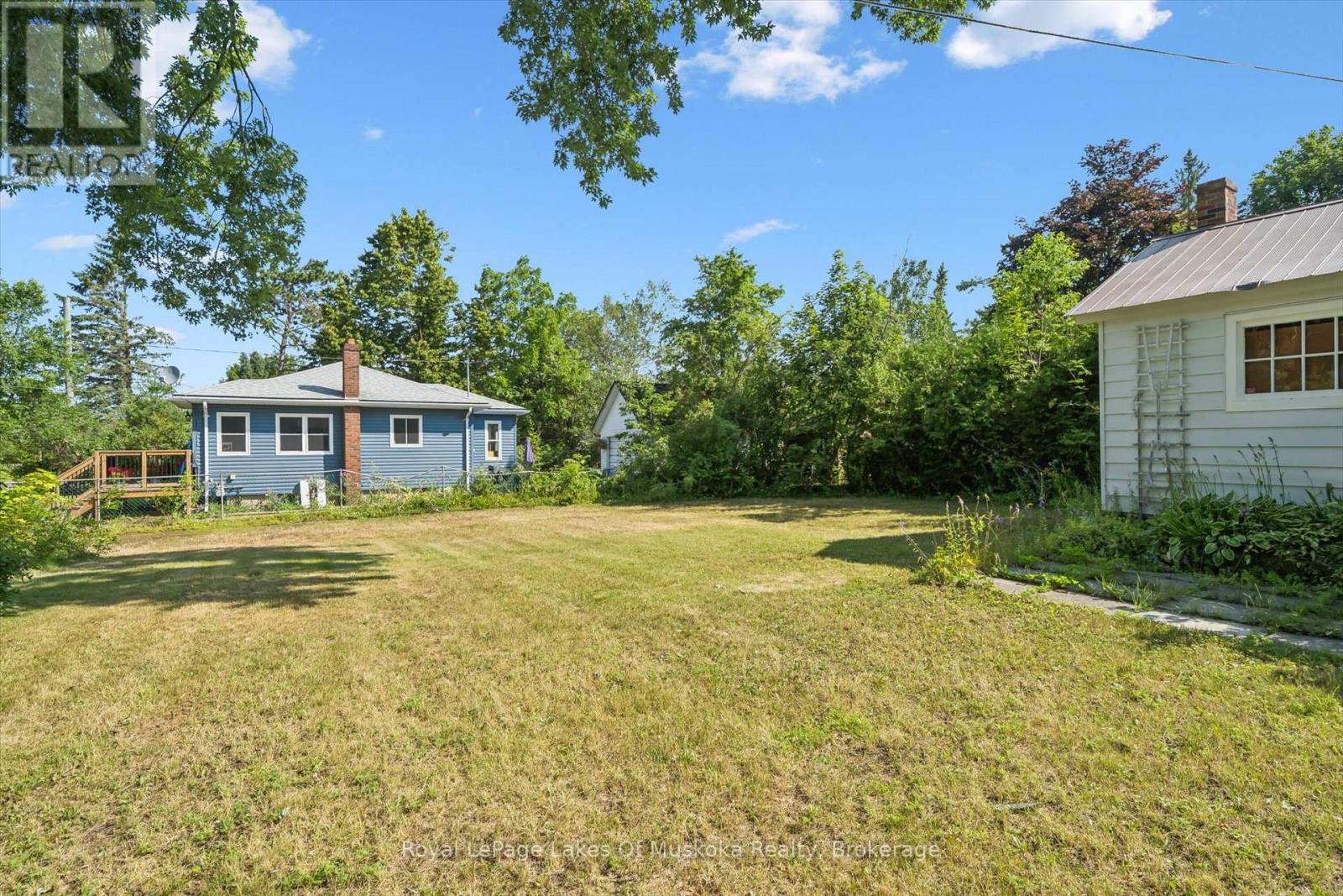 190 WINEWOOD AVENUE W - 34