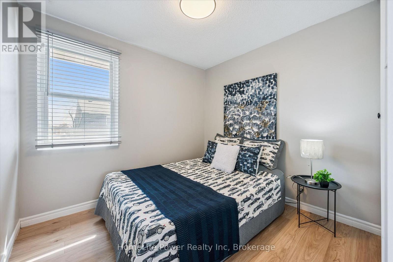 ##239 31 GREENGATE ROAD - 17