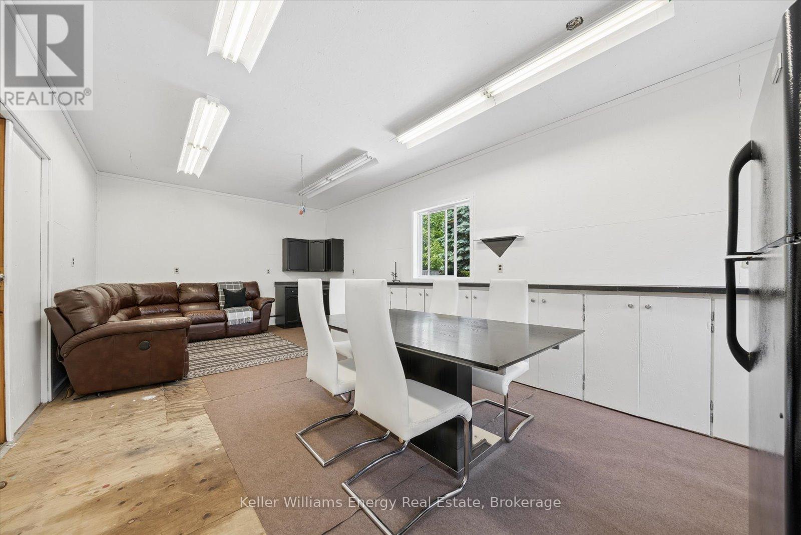 8280 ALBERT COURT - 42