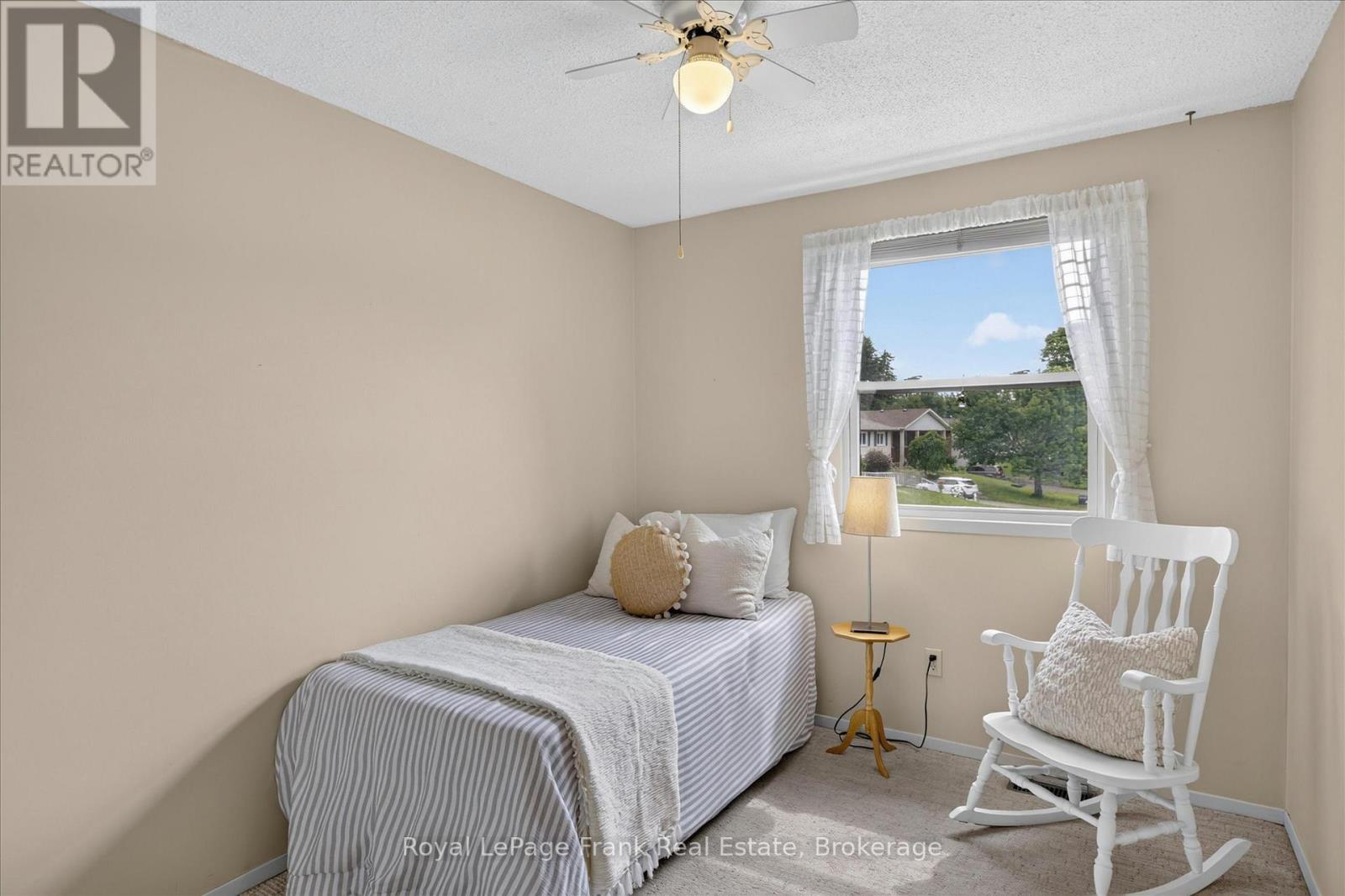 18 REDWOOD COURT - 19