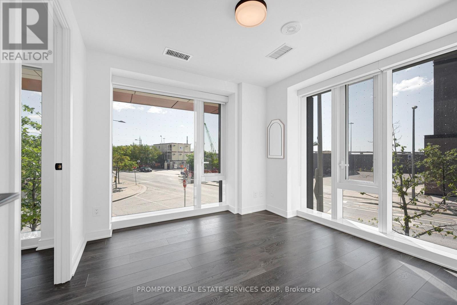 #S118 180 MILL STREET - 14