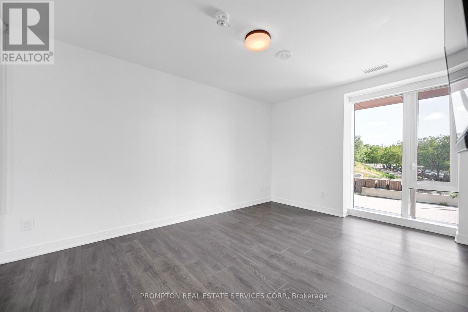 #S118 180 MILL STREET - 19