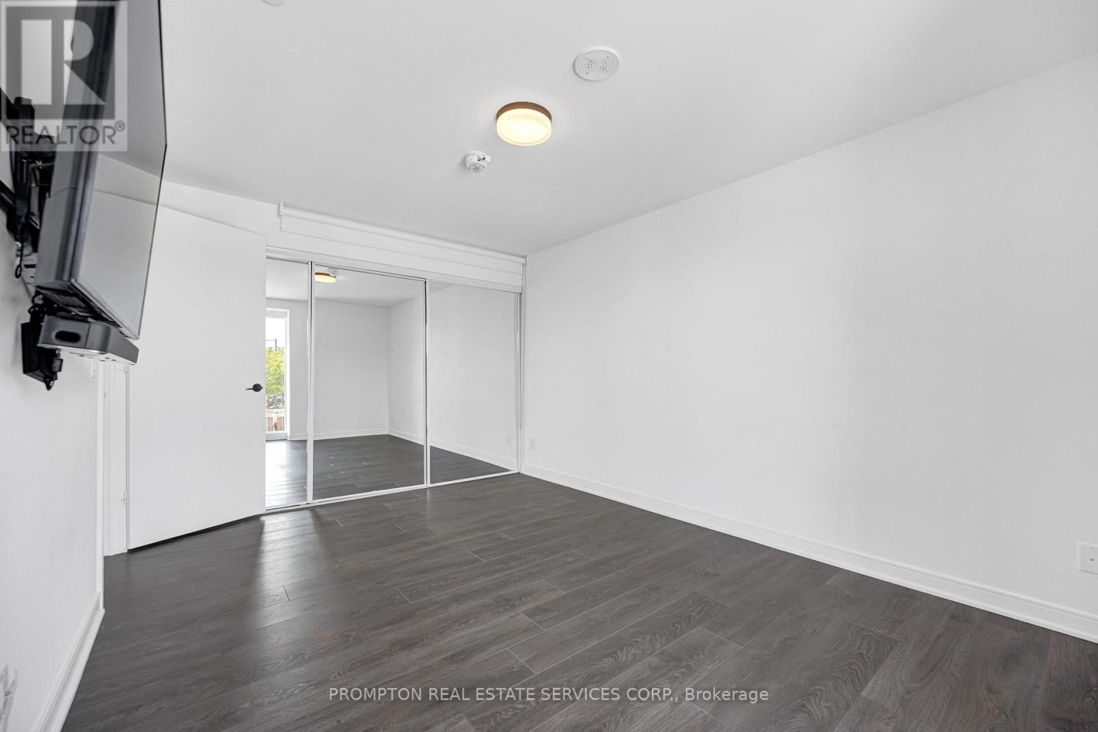 #S118 180 MILL STREET - 21