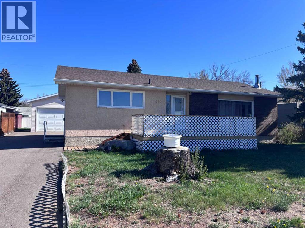 409 Centre Avenue NE - 1