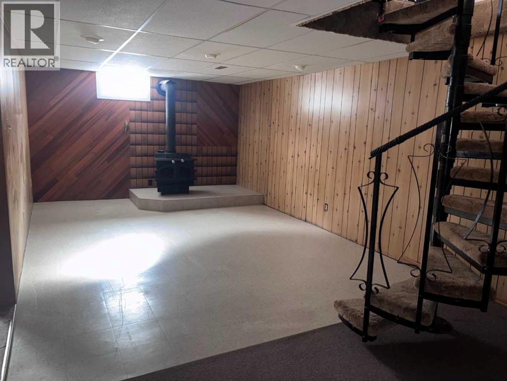 409 Centre Avenue NE - 12