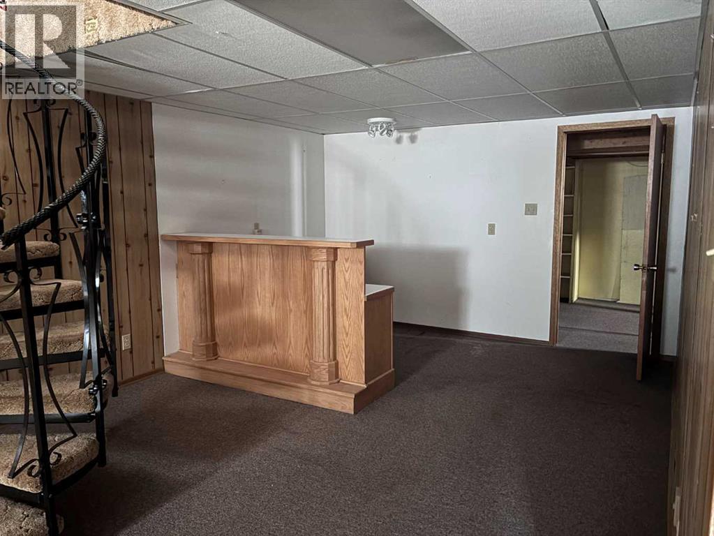 409 Centre Avenue NE - 11