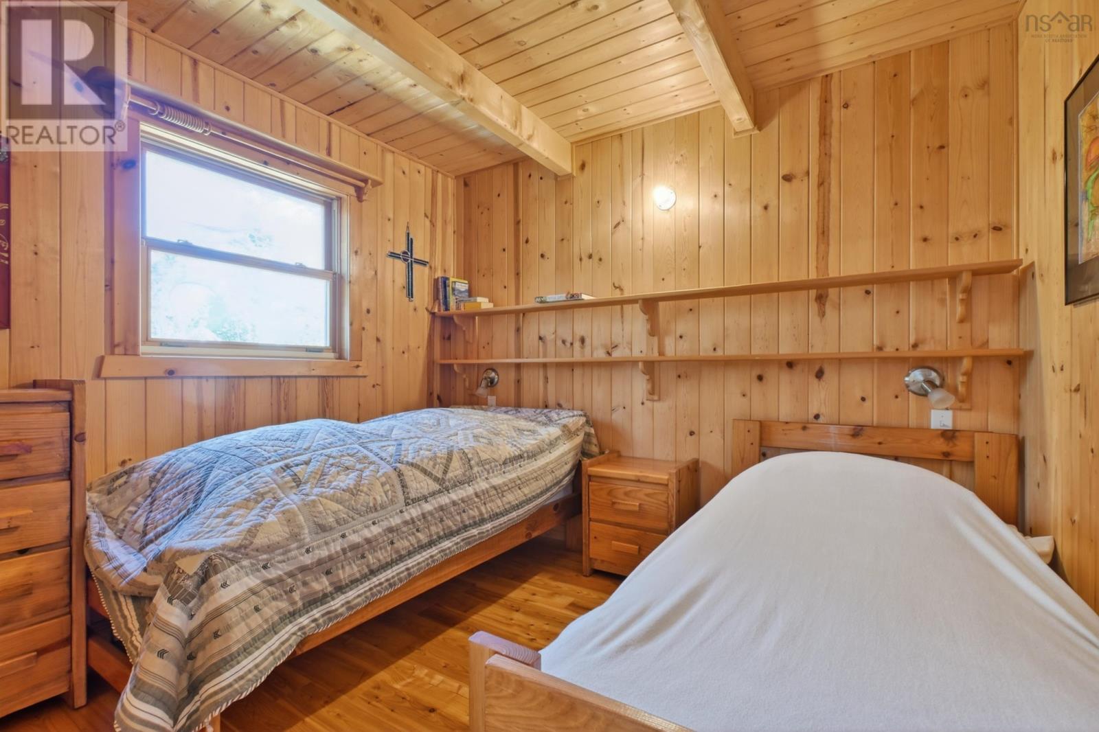 199 Spruce Point Road - 21