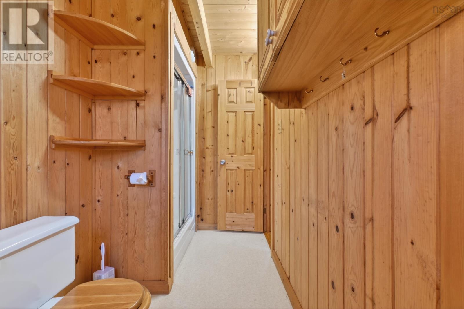 199 Spruce Point Road - 19