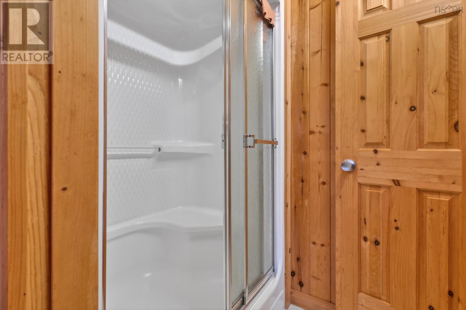 199 Spruce Point Road - 20