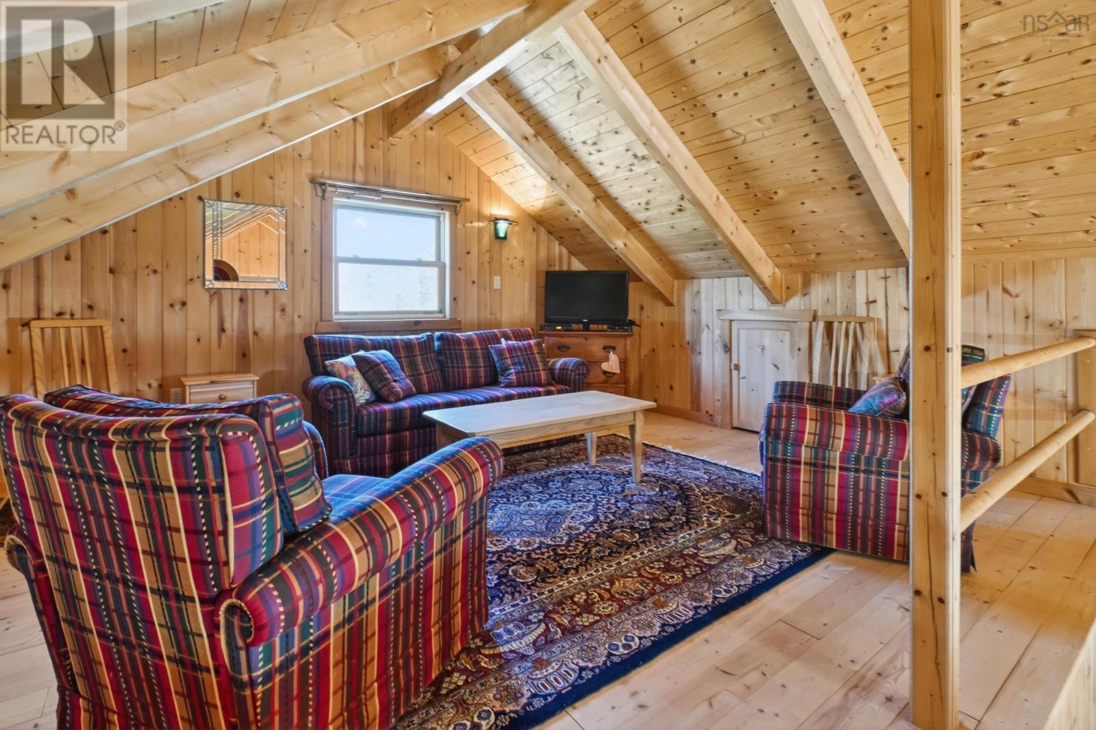 199 Spruce Point Road - 13