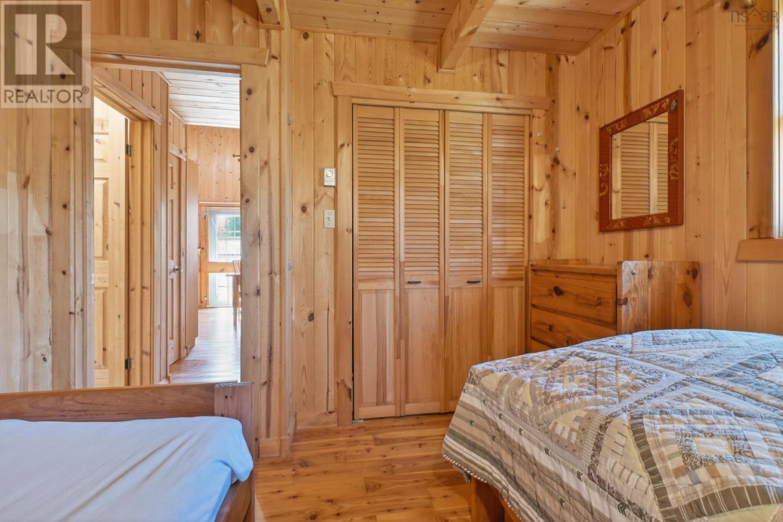 199 Spruce Point Road - 23