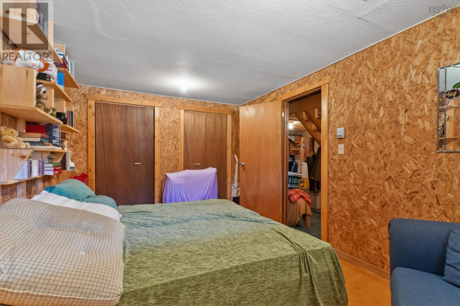 199 Spruce Point Road - 30