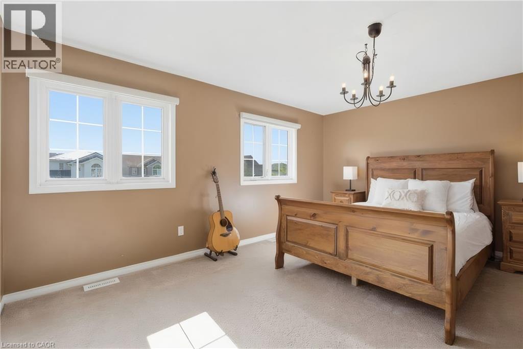 1089 COPPER LEAF Crescent - 19