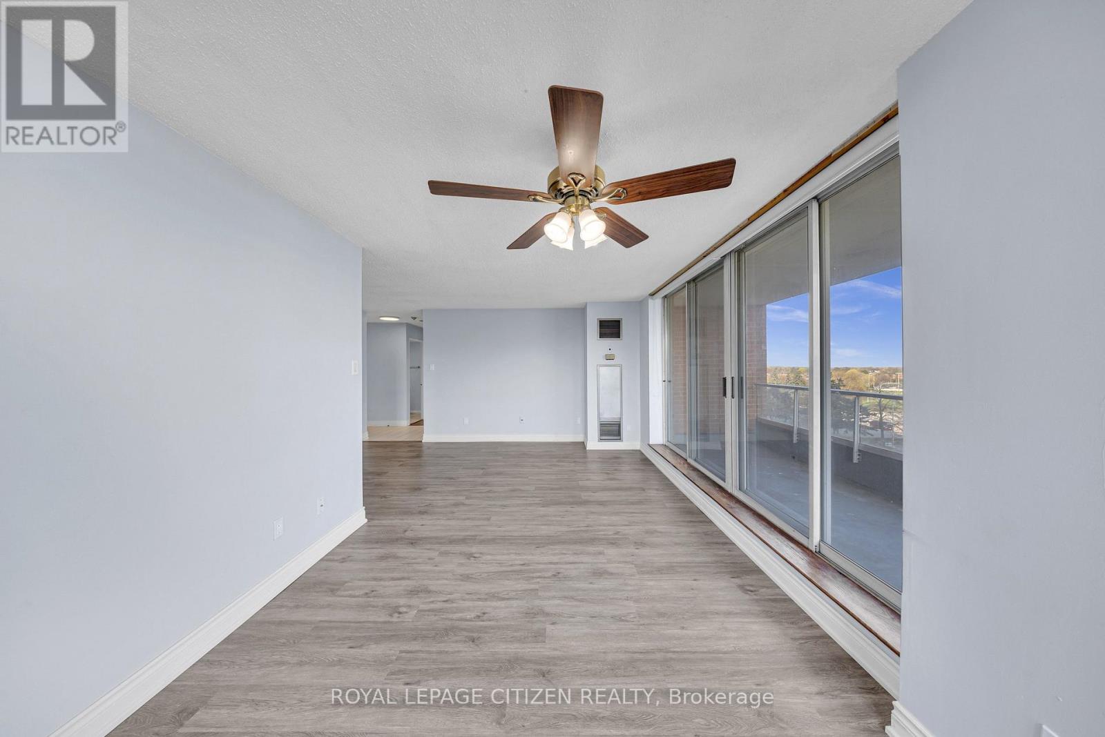 #509 410 MCLEVIN AVENUE - 13