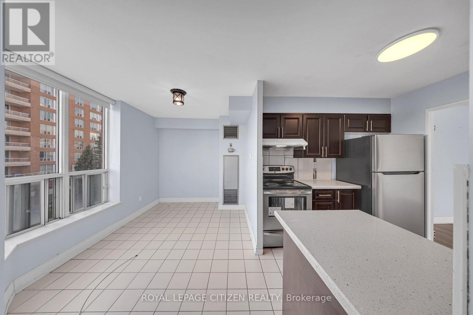 #509 410 MCLEVIN AVENUE - 16
