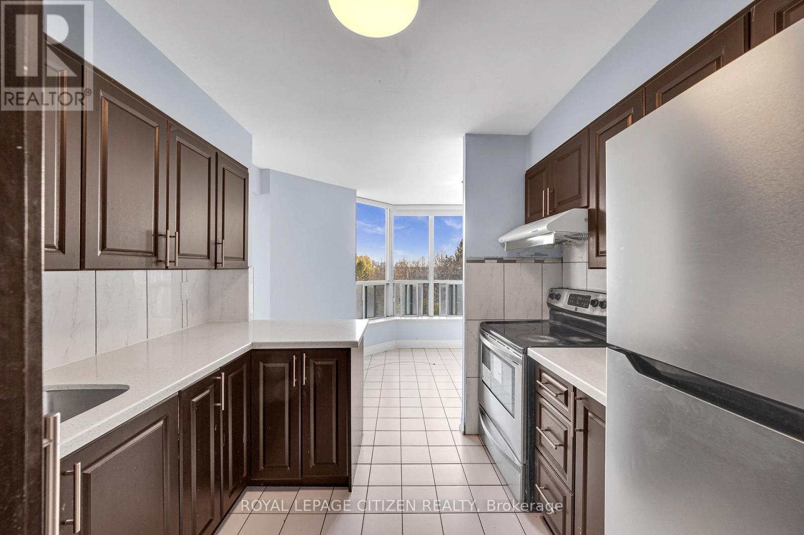 #509 410 MCLEVIN AVENUE - 19