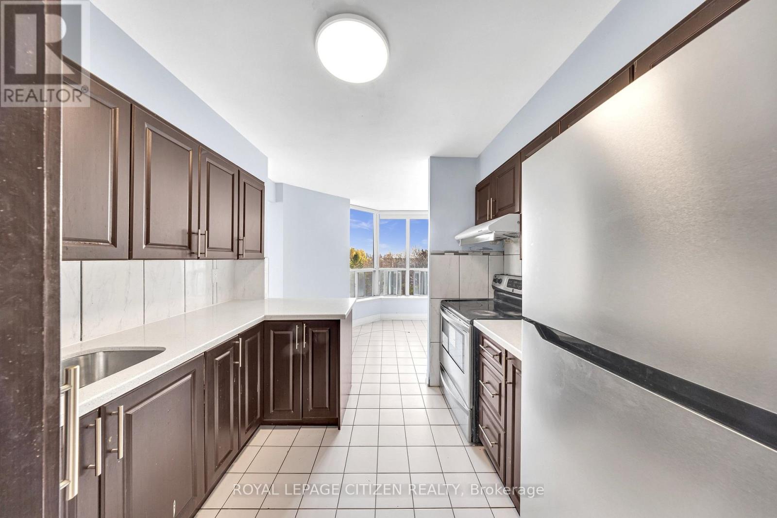 #509 410 MCLEVIN AVENUE - 21