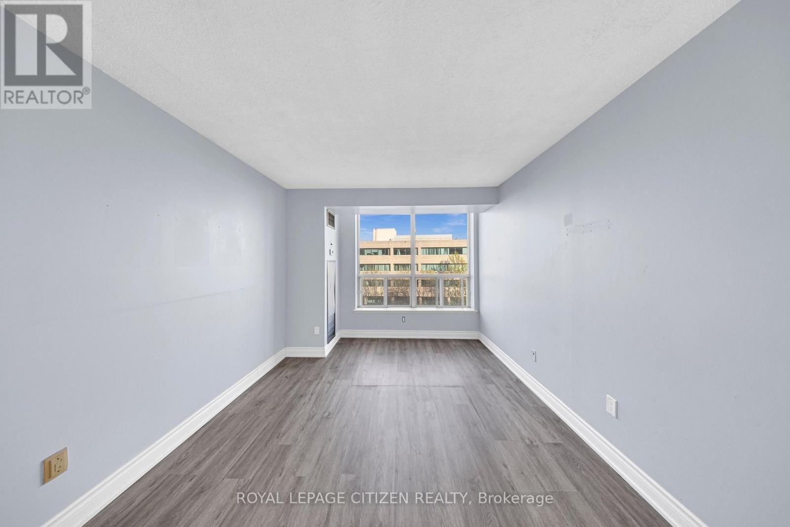 #509 410 MCLEVIN AVENUE - 28