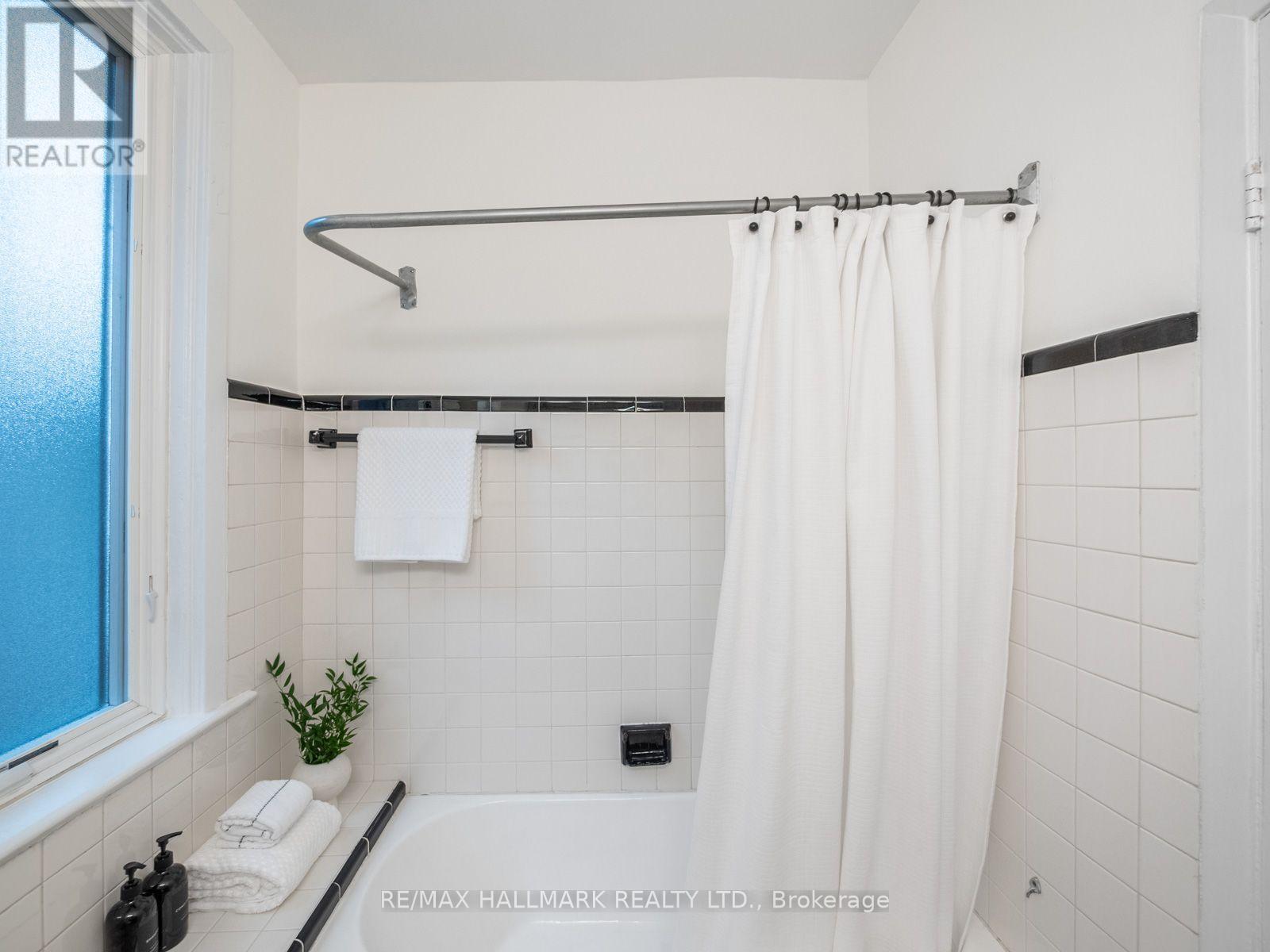 80 WINNIFRED AVENUE - Image 28