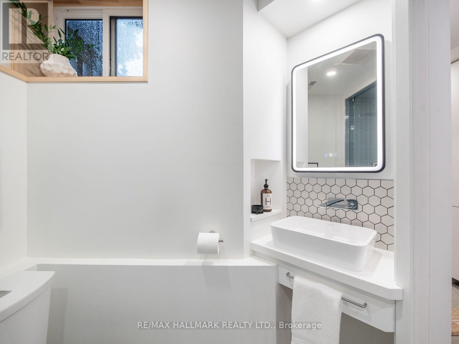 80 WINNIFRED AVENUE - Image 40