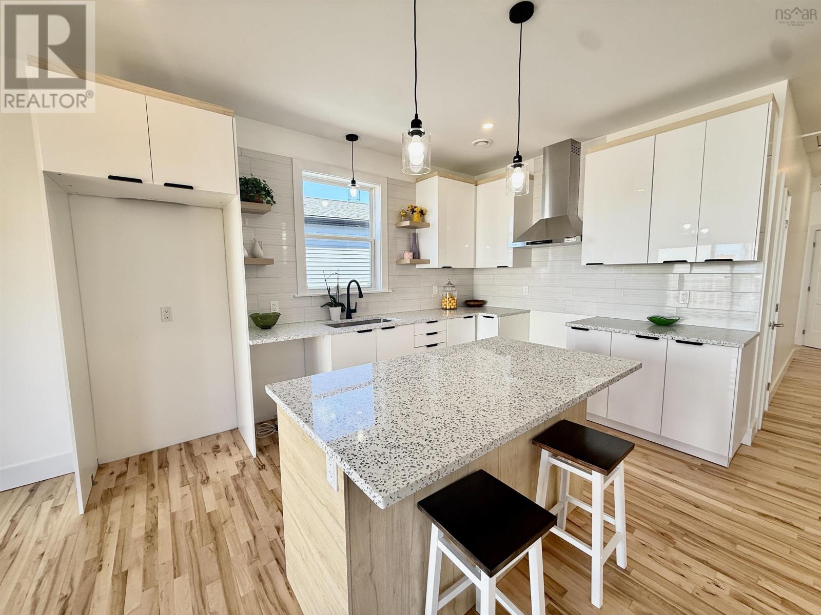 164 Provence Way - 4