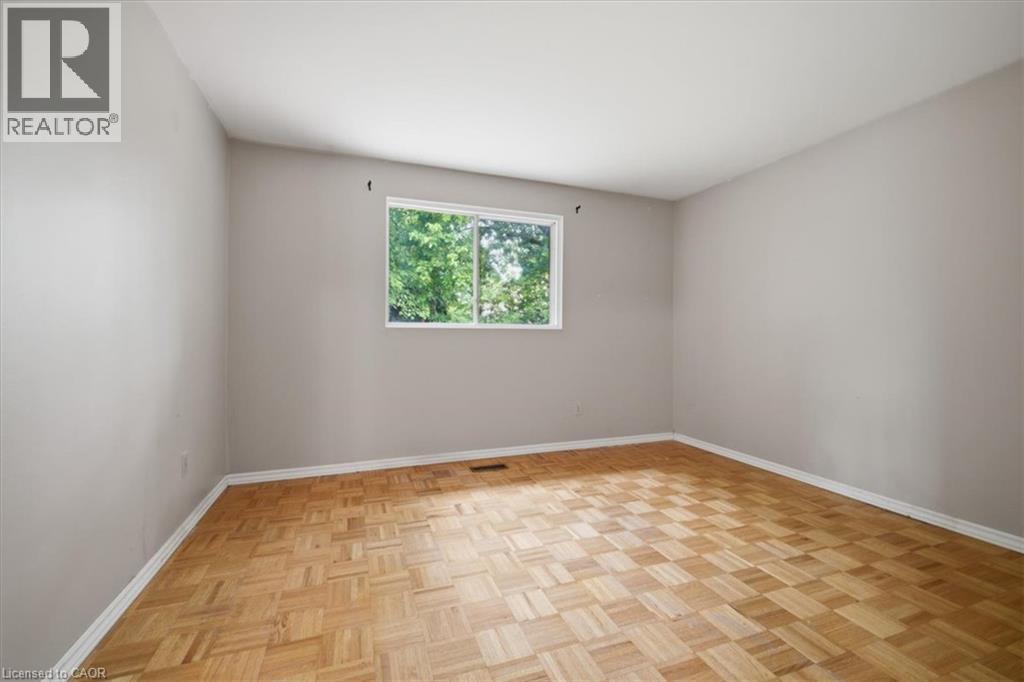 1262 ALDRIDGE Crescent - Image 16