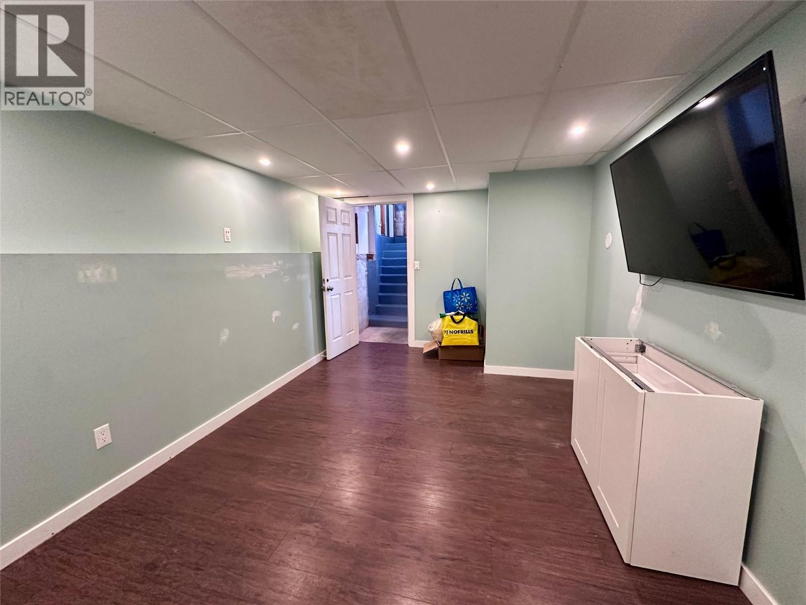 411 7TH Avenue - 18