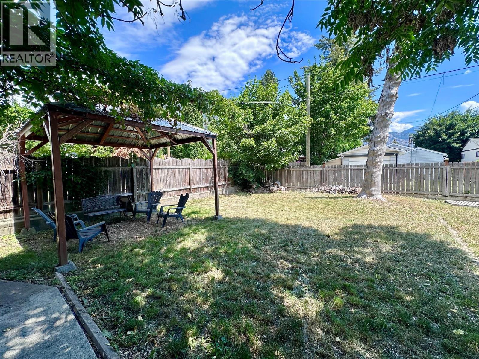 411 7TH Avenue - 30