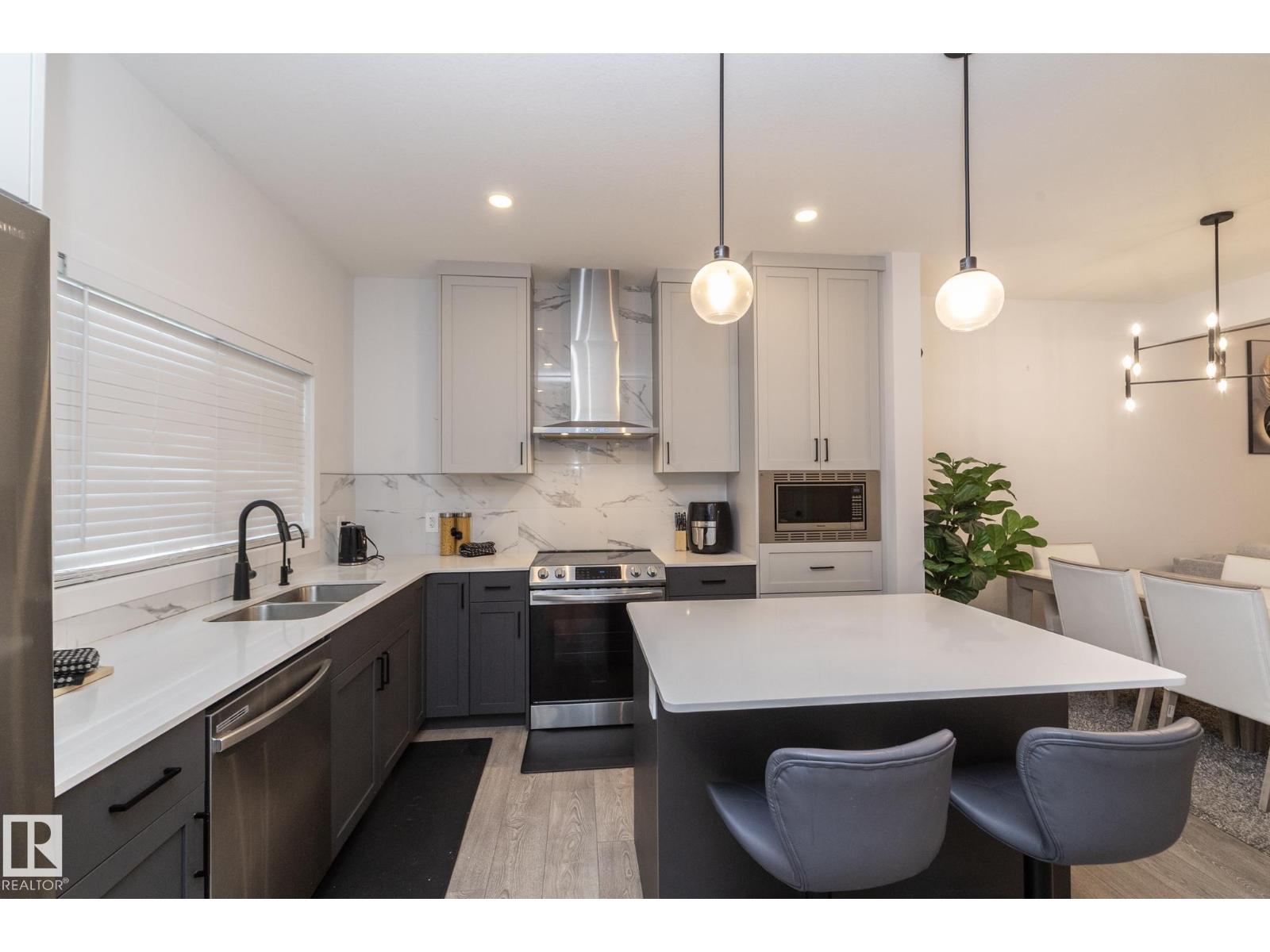 3640 214 ST NW - 18
