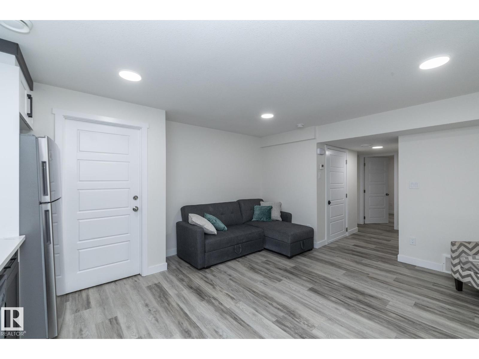 3640 214 ST NW - Image 48