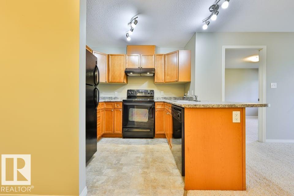 #406 4903 47 AV - 5