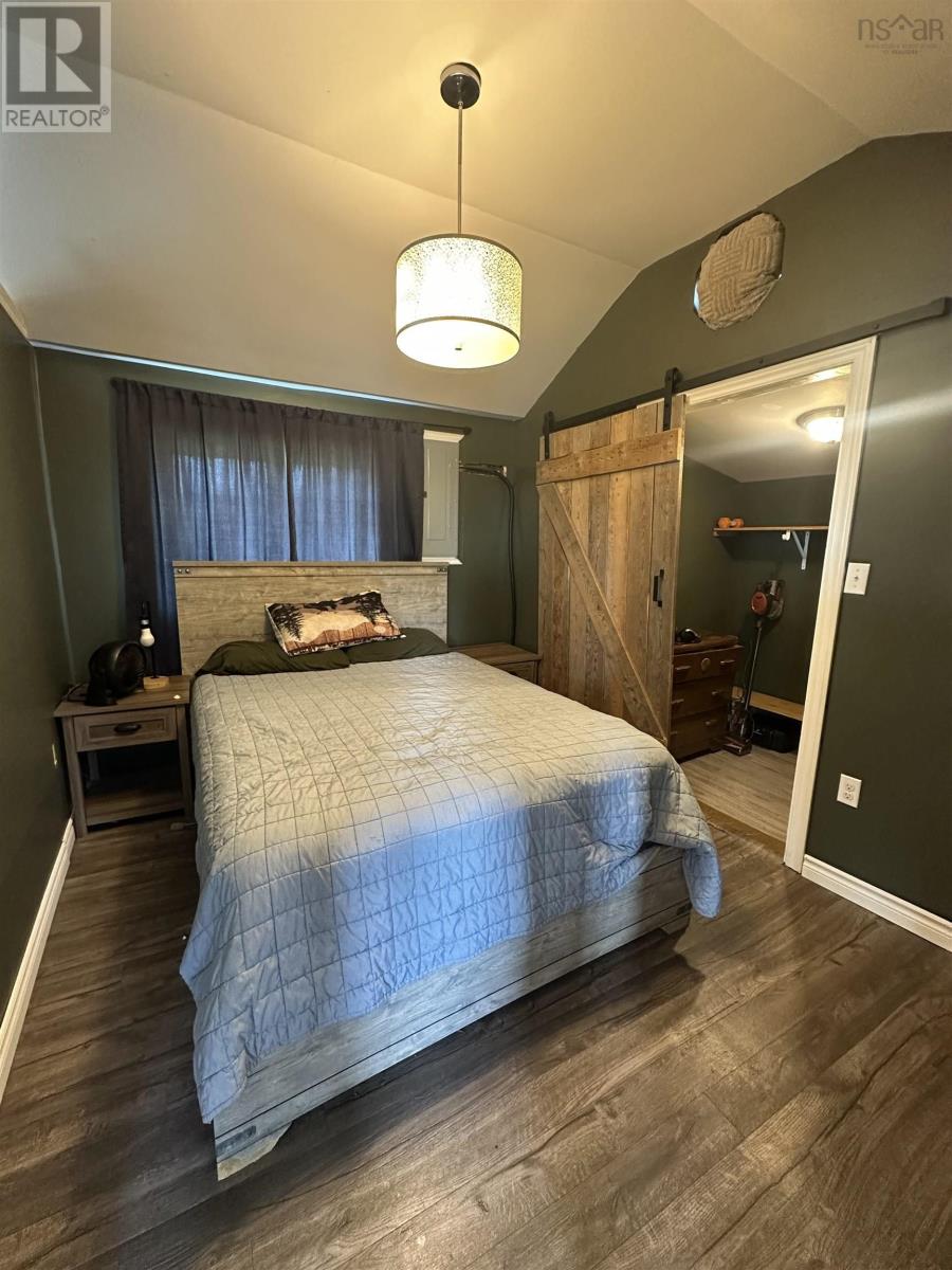 1789 Comeaus Hill Road - 12