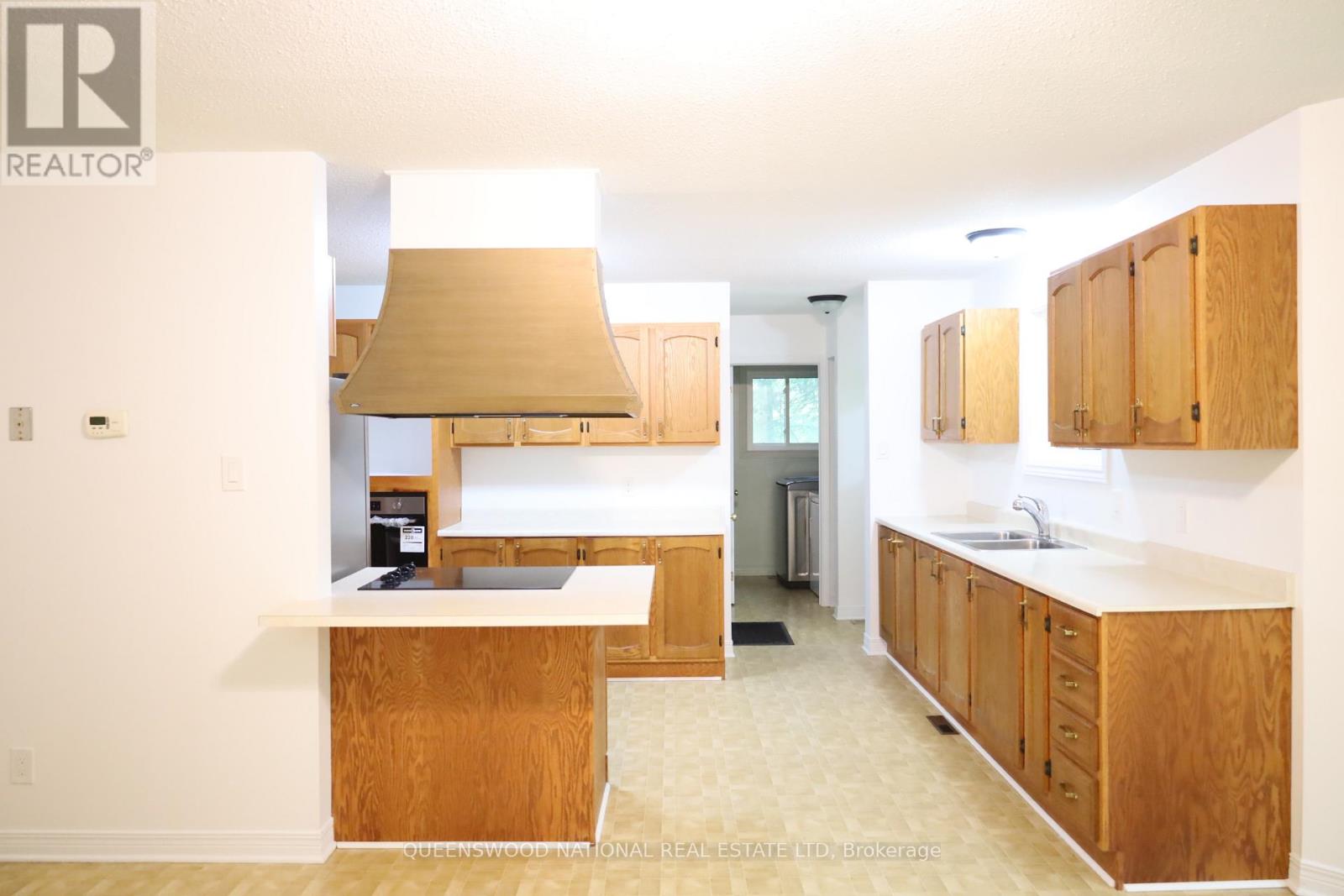 1080 SUNNYDALE STREET - 13