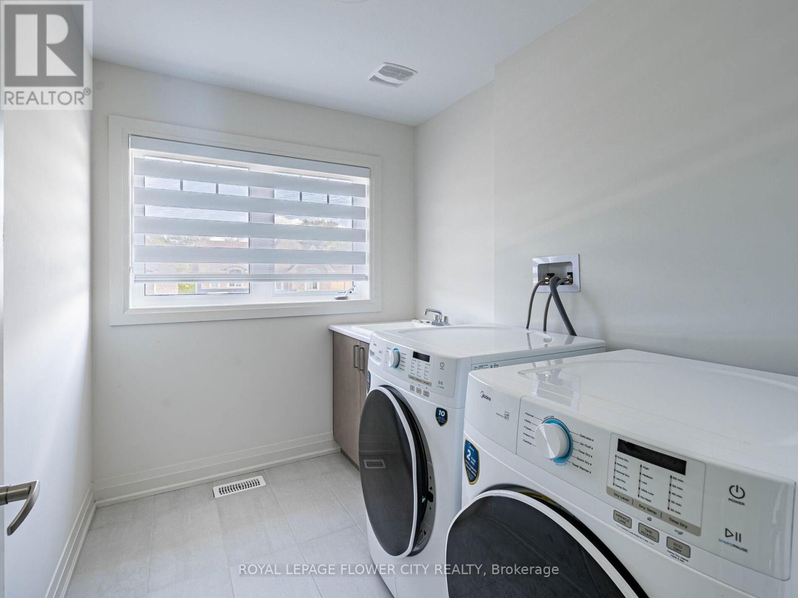 26 HUMMINGBIRD GROVE - 40