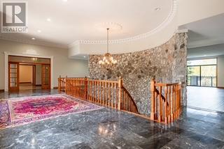 48 SCOTT CRESCENT - 17